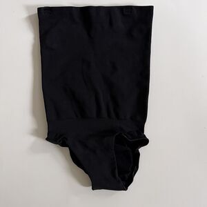 SKIMS- High Waist Compression Black Onyx Shapewear Brief- Small